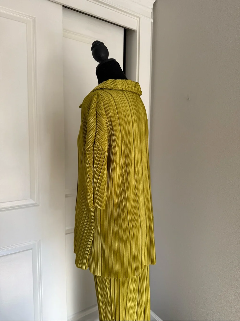 Pleated Button-Front Pajama Set in Chartreuse - Women